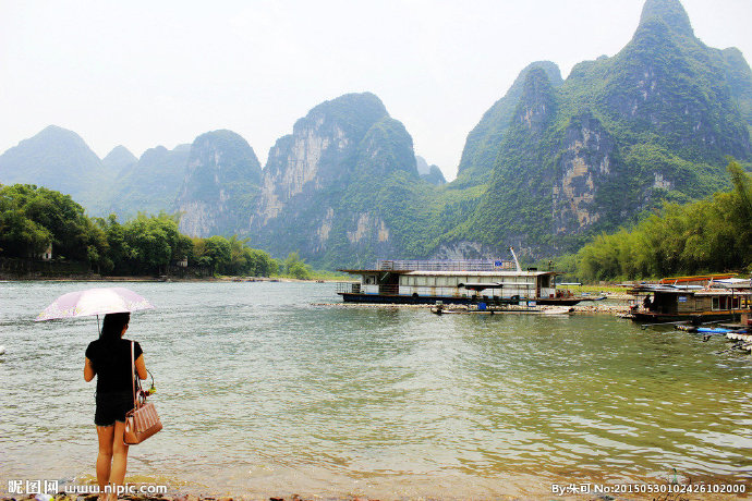 G看杨提山水背景